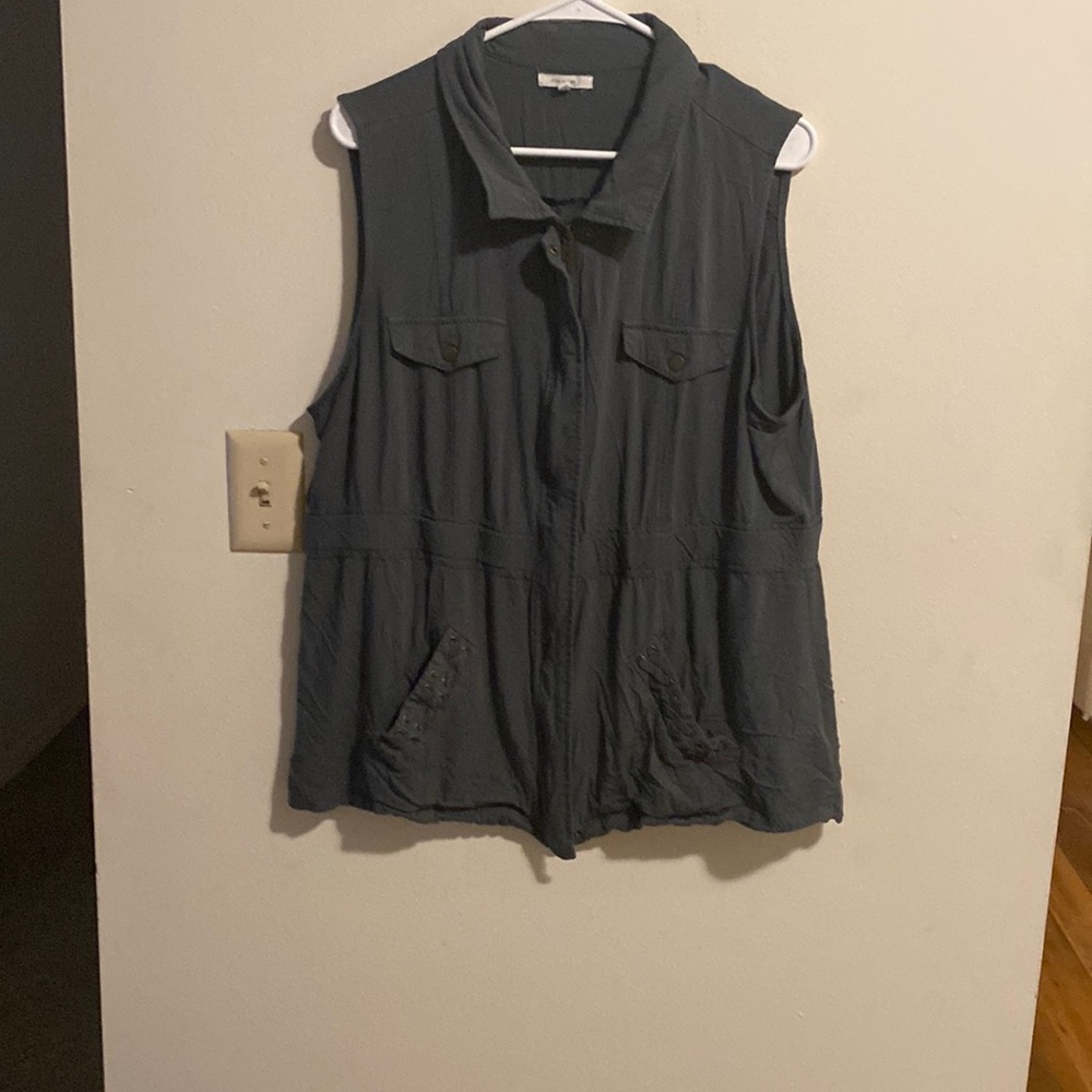 Women’s tank top